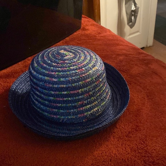 Jazzy navy blue straw hat with a multi color top - Picture 1 of 8
